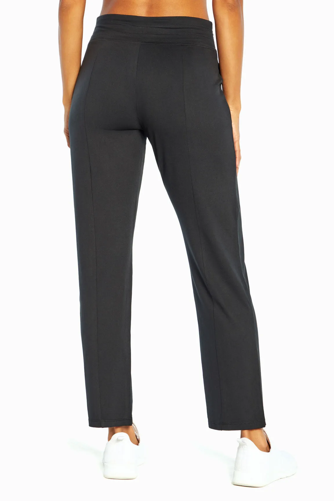 Mona Pant