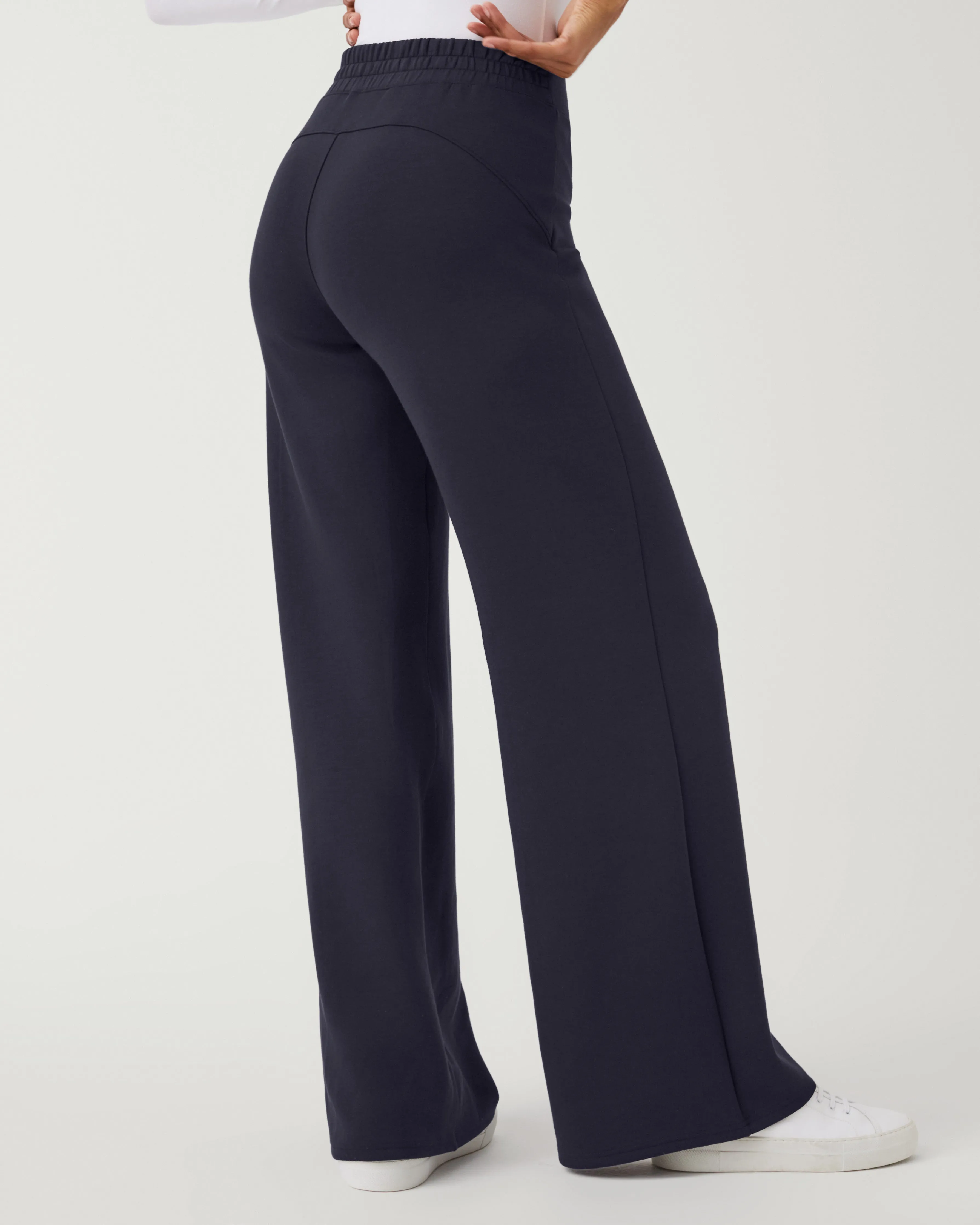 SPANX® AirEssentials Wide Leg Pant