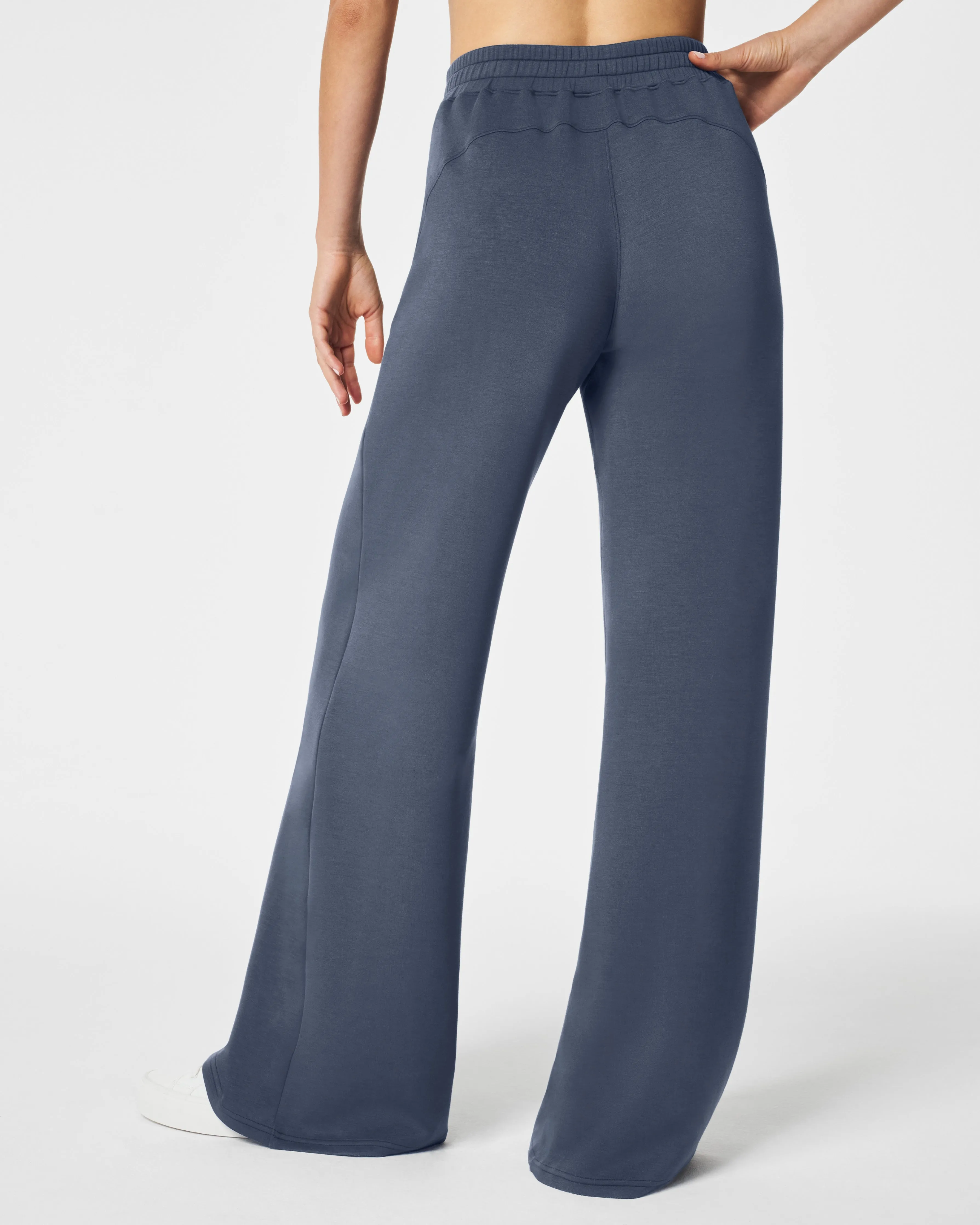SPANX® AirEssentials Wide Leg Pant
