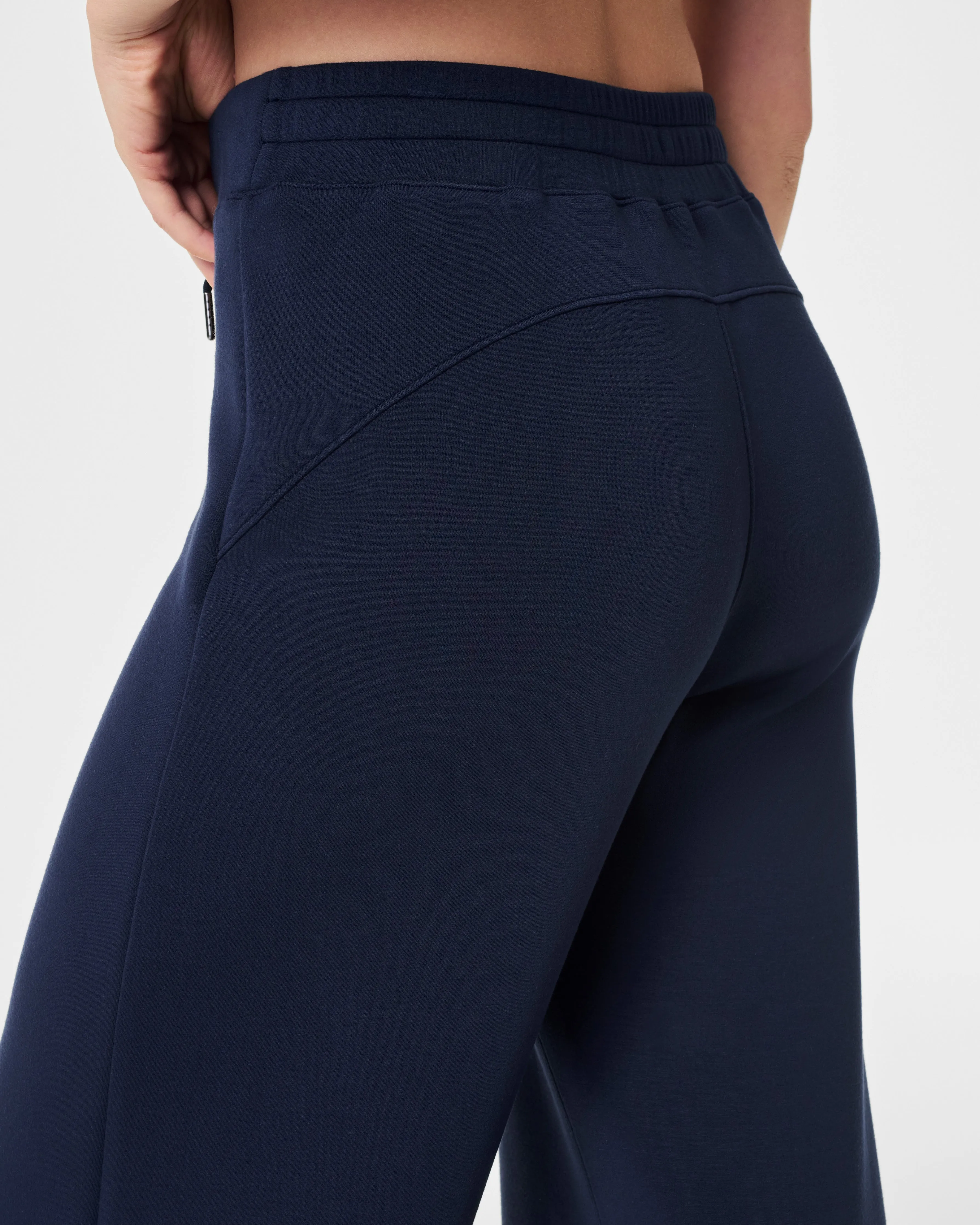 SPANX® AirEssentials Wide Leg Pant