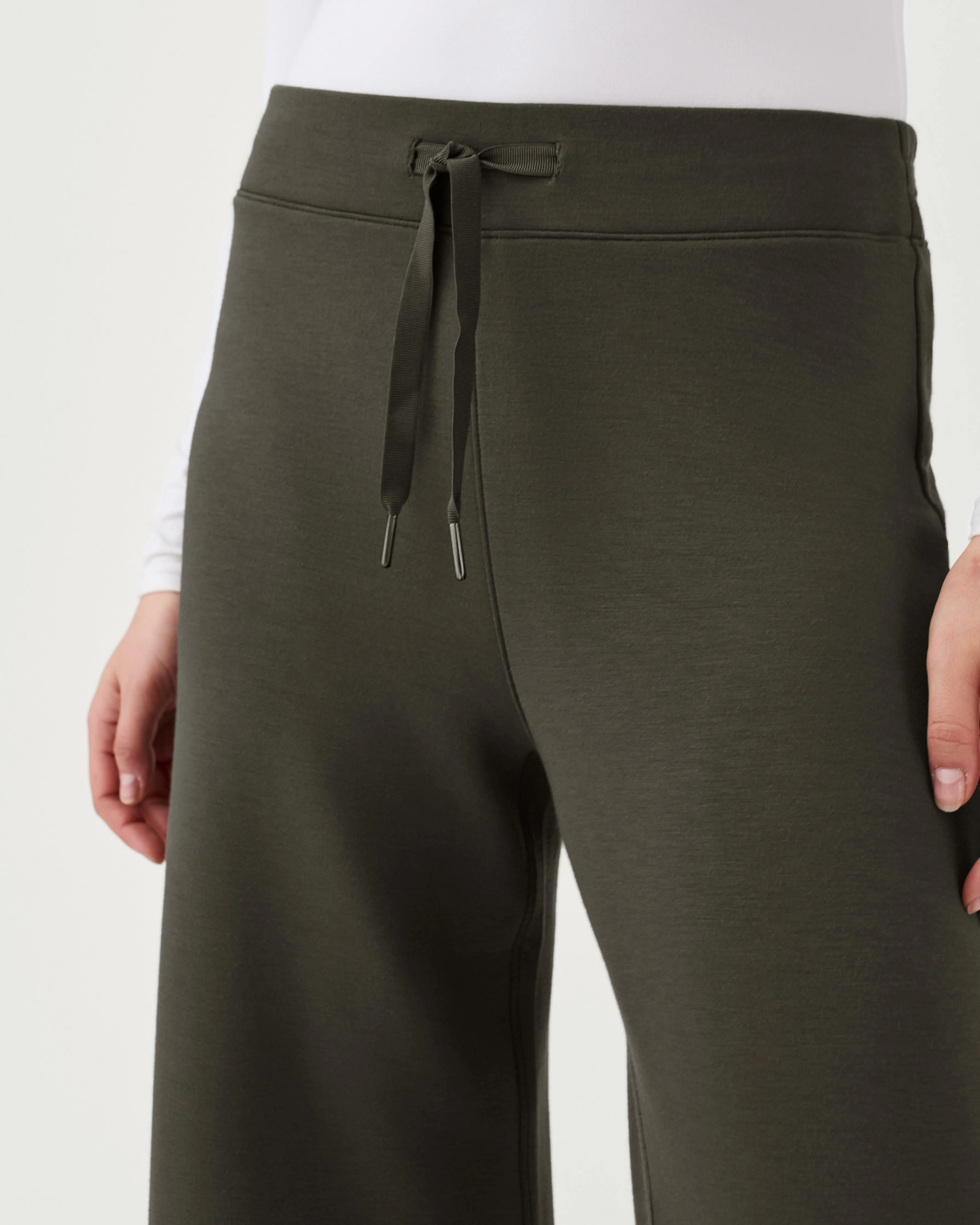 SPANX® AirEssentials Wide Leg Pant