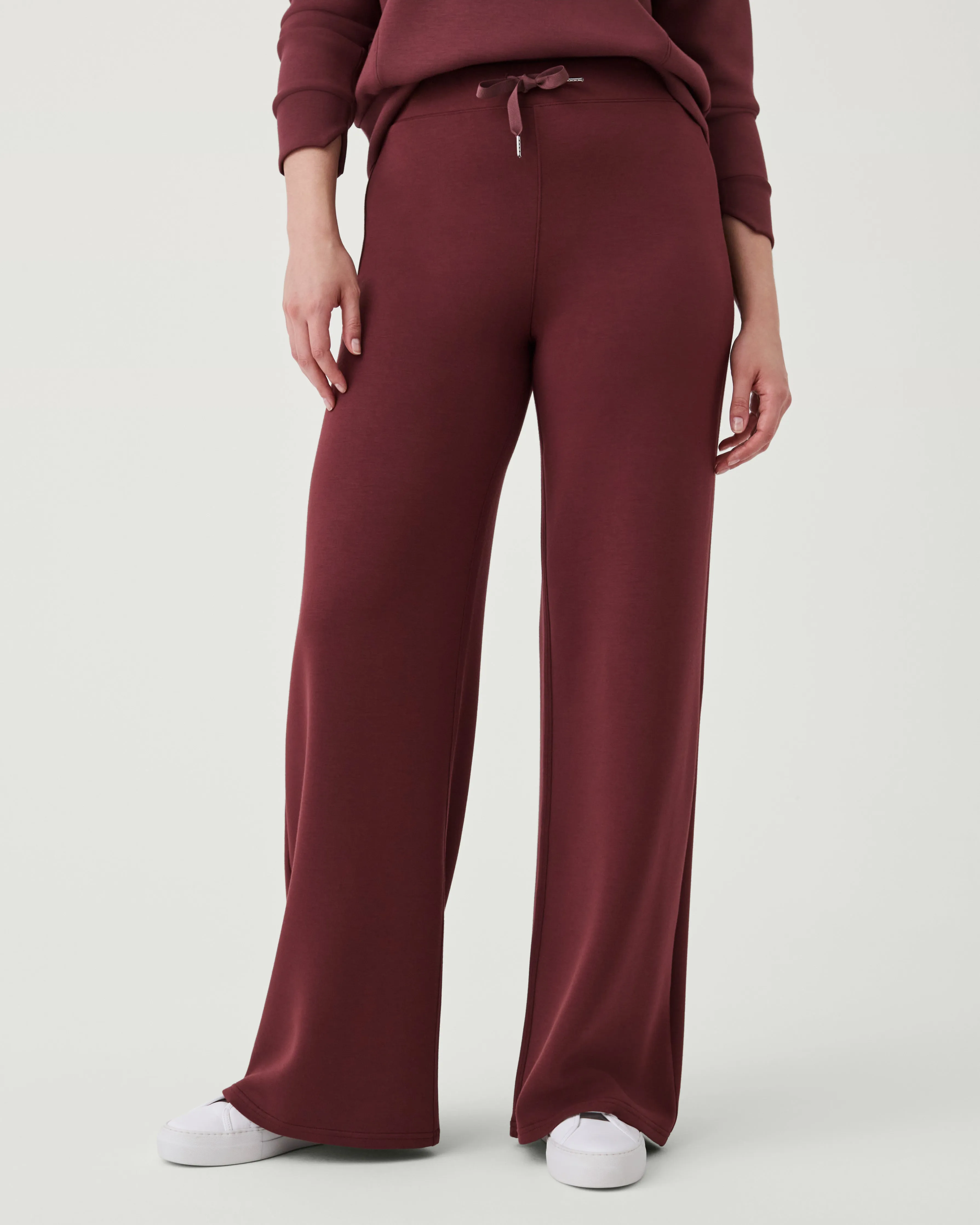 SPANX® AirEssentials Wide Leg Pant