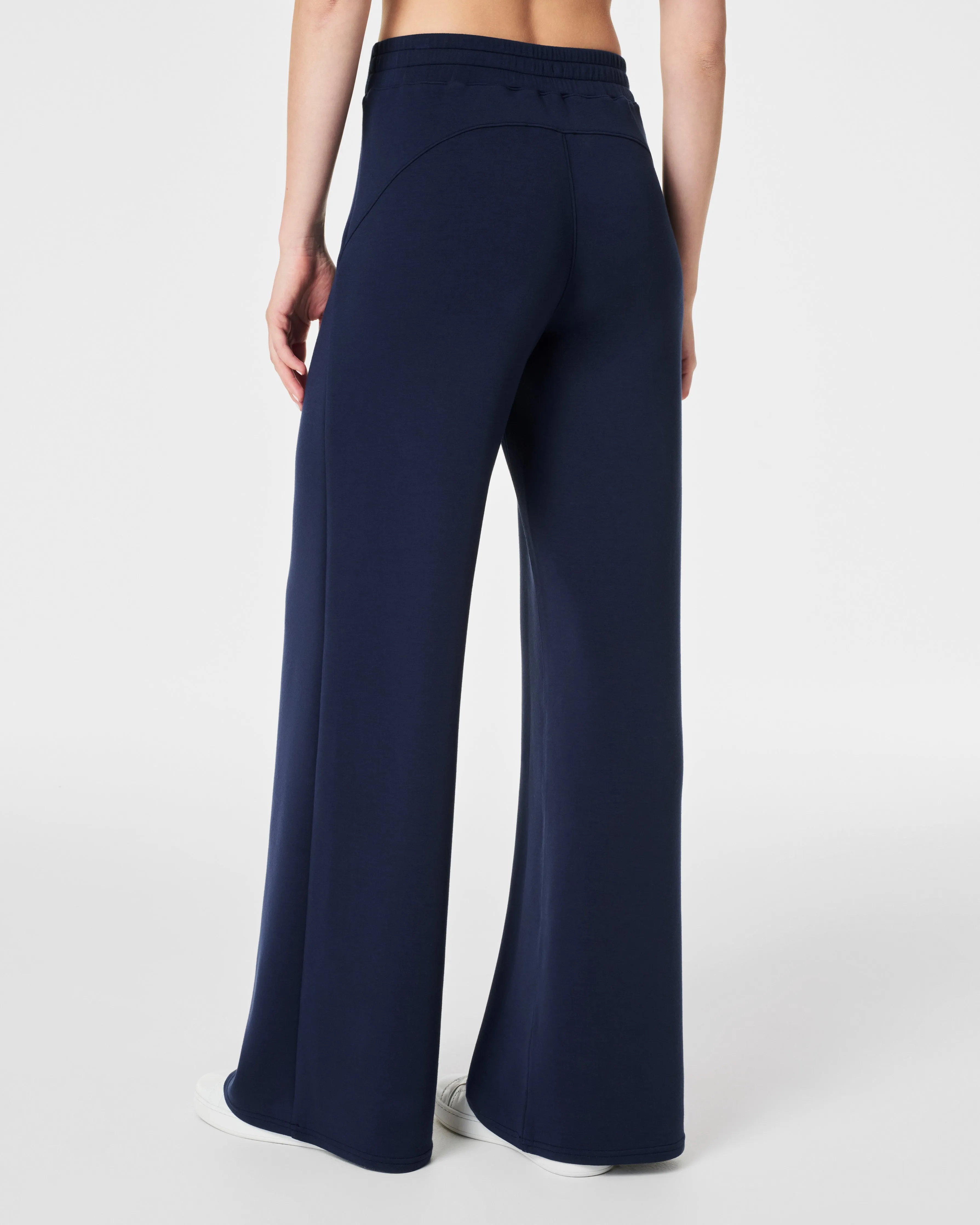 SPANX® AirEssentials Wide Leg Pant