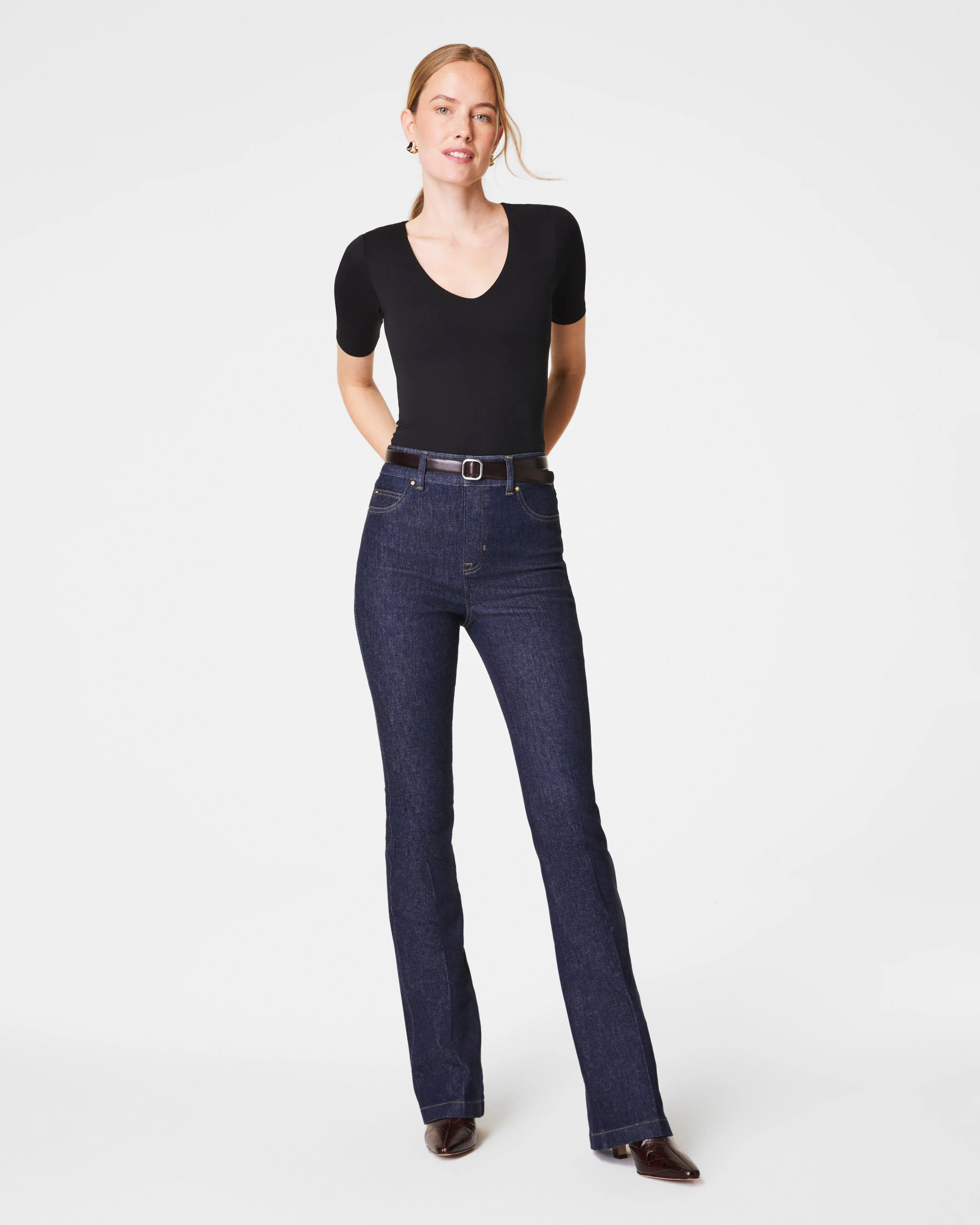 SPANXsmooth™ Jersey V-Neck Tee