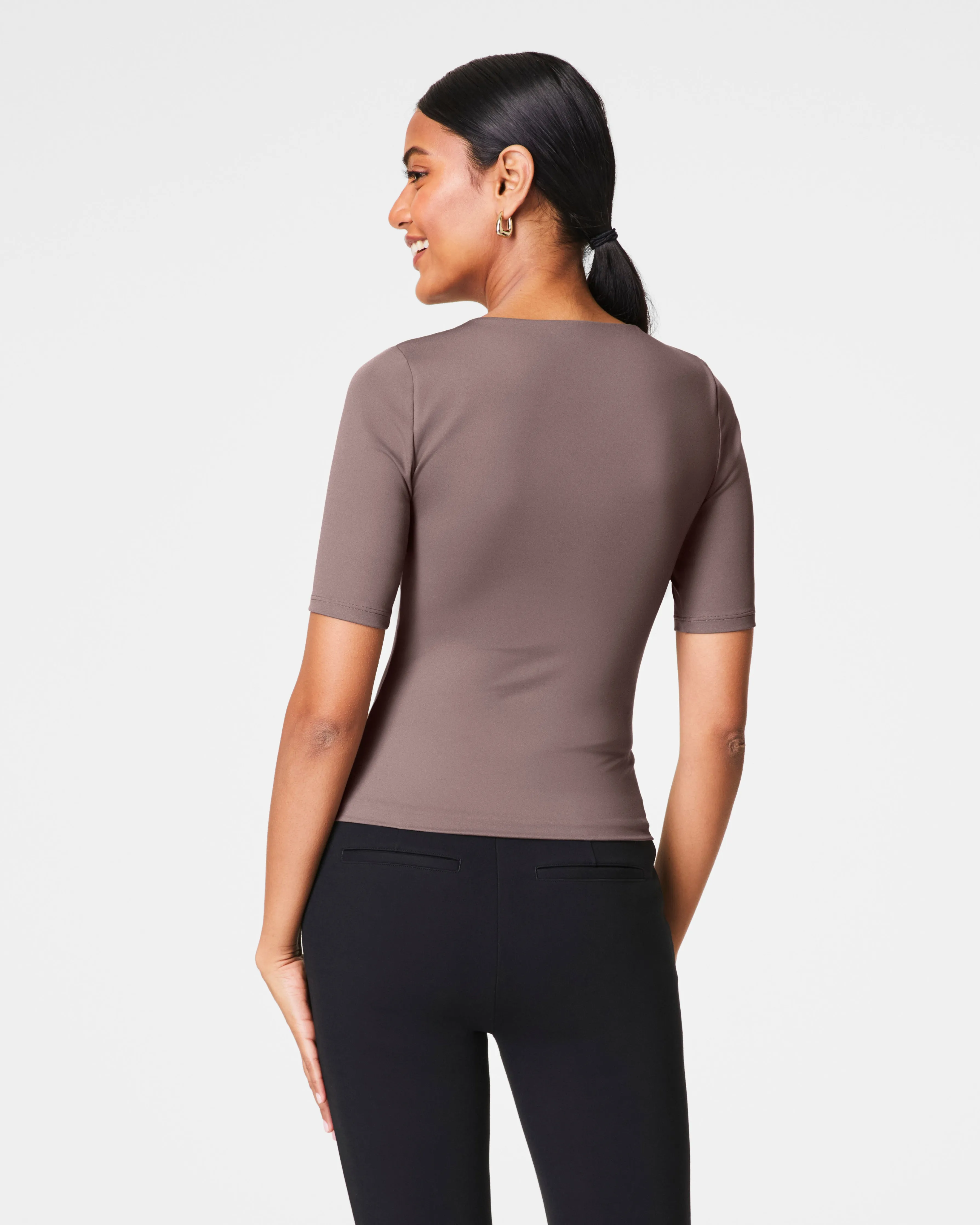 SPANXsmooth™ Jersey V-Neck Tee