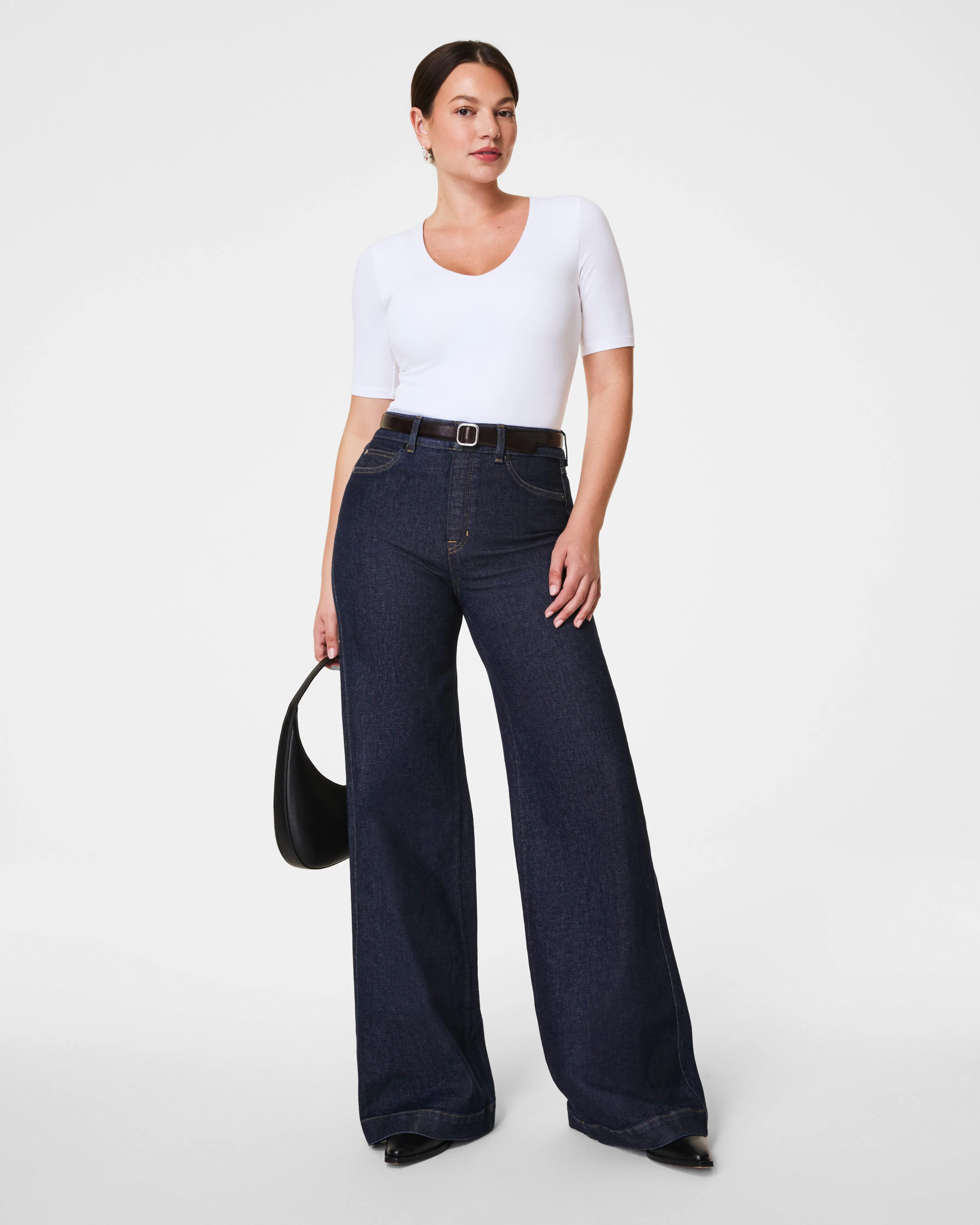SPANXsmooth™ Jersey V-Neck Tee
