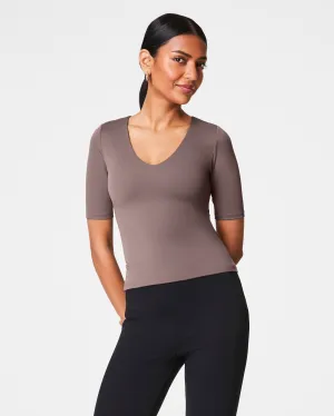SPANXsmooth™ Jersey V-Neck Tee