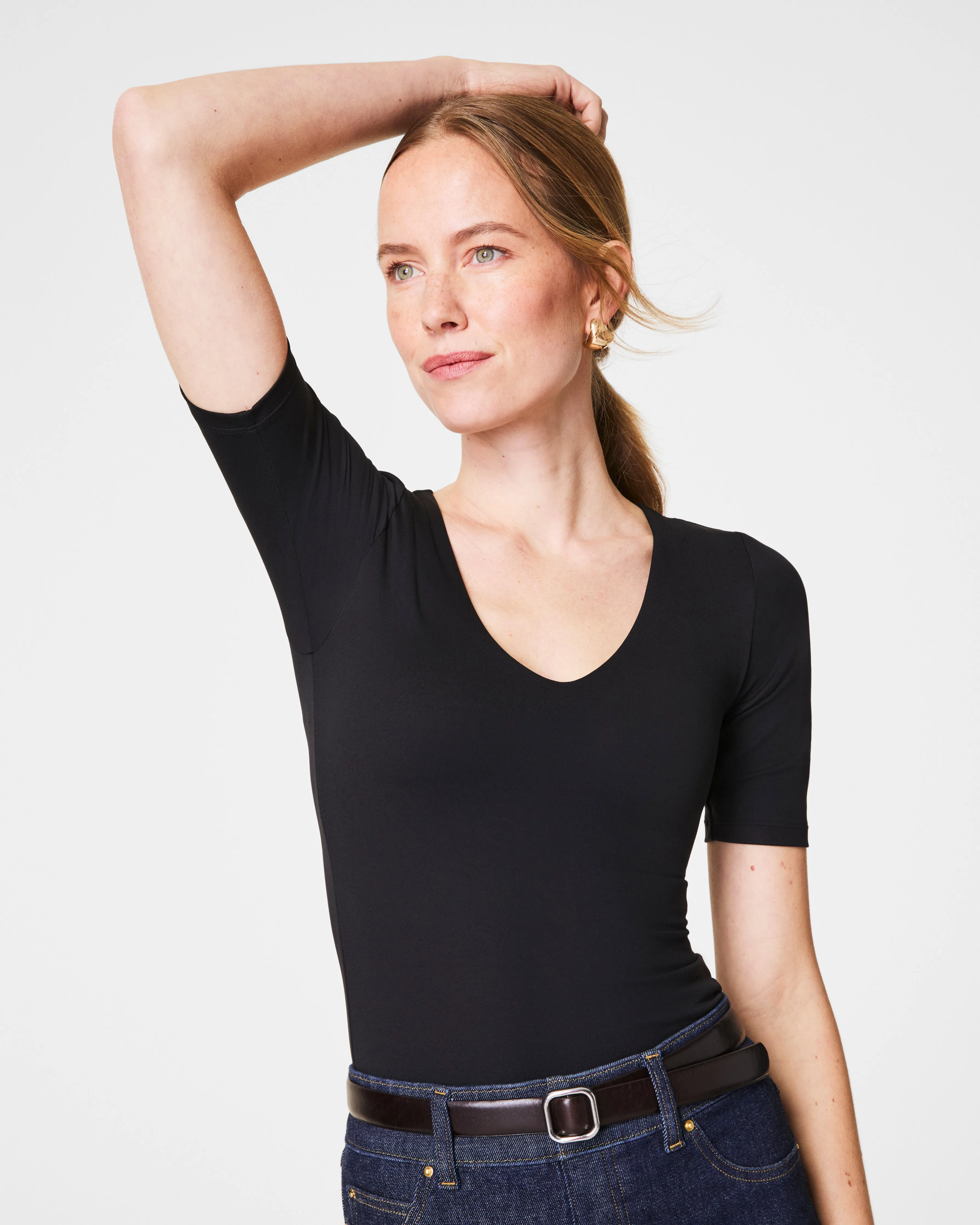 SPANXsmooth™ Jersey V-Neck Tee